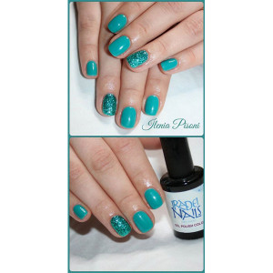 smalto gel color verde smeraldo iradei nails